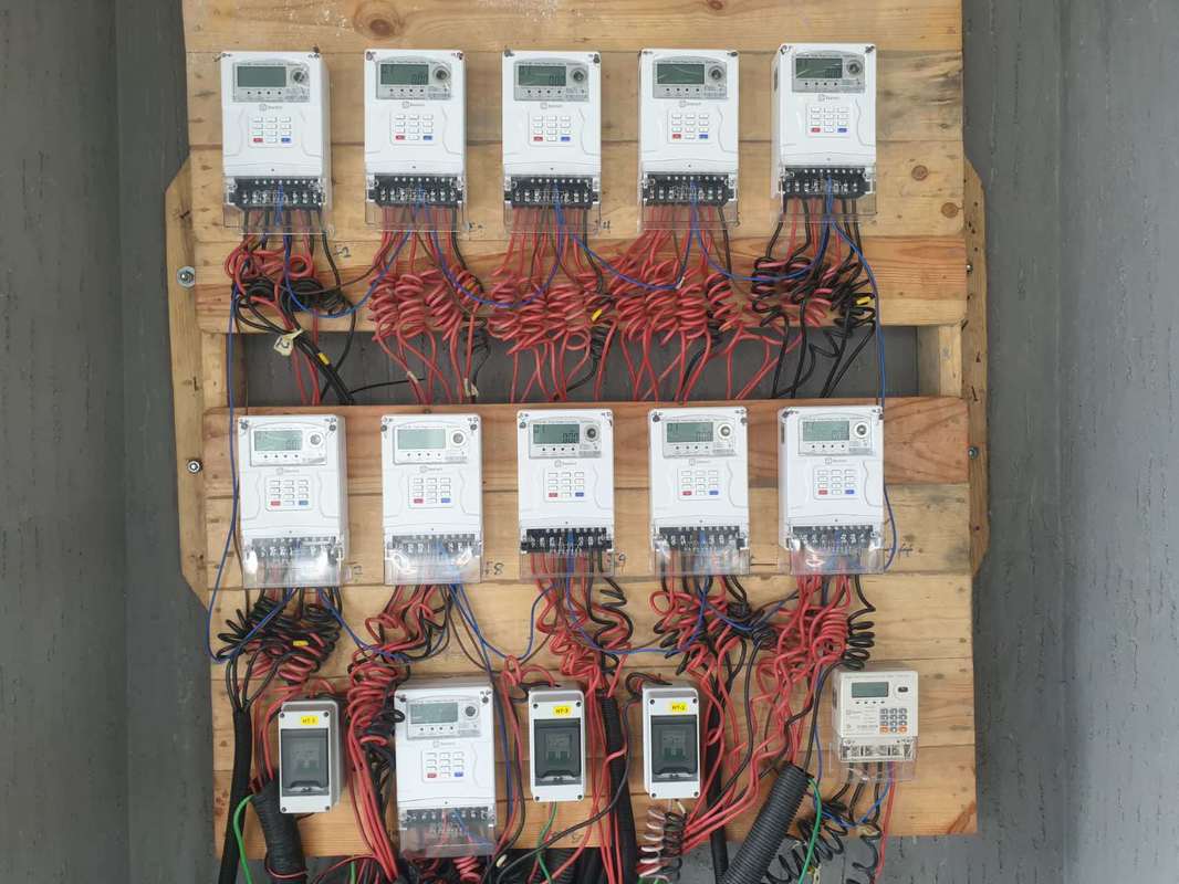 রিমোট কন্ট্রোল এবং রিচার্জ সহ এসটিএস টোকেন তিন-ফেজ কীপ্যাড টাইপ প্রিপেইড বিদ্যুৎ মিটার