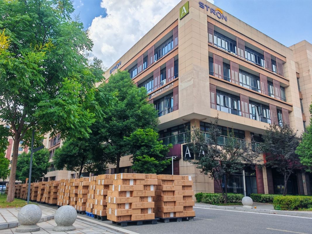 অটোমেটেড মিটার রিডিং স্ট্রন ওয়্যারলেস ডেটা কনসেন্ট্রেটর ইউনিট ডিসিইউ ওয়াটার গ্যাস বিদ্যুৎ মিটার 20 ডিবিএম ট্রান্সমিশন পাওয়ার সরবরাহ করে